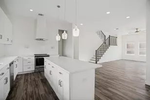 315 Lois St, Roanoke, TX 76262 - Photo 8