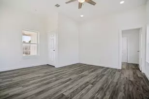 315 Lois St, Roanoke, TX 76262 - Photo 4