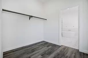 315 Lois St, Roanoke, TX 76262 - Photo 4