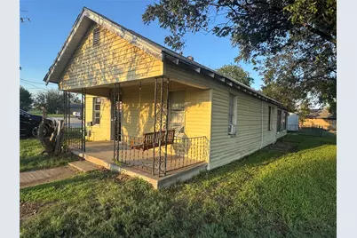 208 S Church Street, Elm Mott, TX 76640 - Photo 2