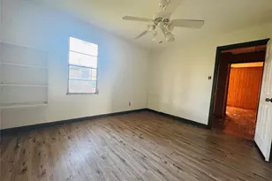 208 S Church St, Elm Mott, TX 76640 - Photo 12