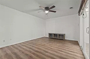 211 Willow Wood Pl, Duncanville, TX 75116 - Photo 10