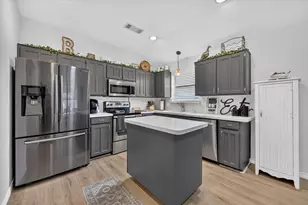 8233 Willis Ln, Watauga, TX 76148 - Photo 4