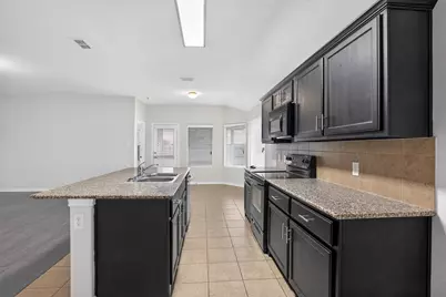 436 Cameron Hill Point, Fort Worth, TX 76134 - Photo 4