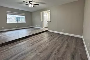 1713 Kingsbridge Dr, Garland, TX 75044 - Photo 10