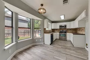 1417 Thistlewood Ln, Grapevine, TX 76051 - Photo 14