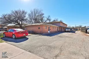2600 Ivanhoe Ln, Abilene, TX 79605 - Photo 10