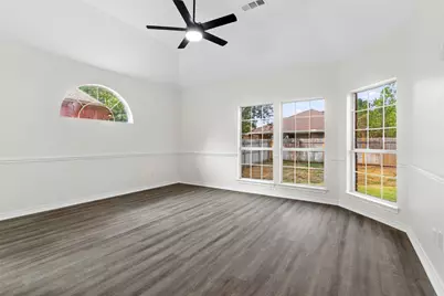 11501 Pheasant Creek Drive, Fort Worth, TX 76244 - Photo 12