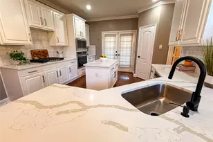 108 Windsor Dr, Murphy, TX 75094 - Photo 6