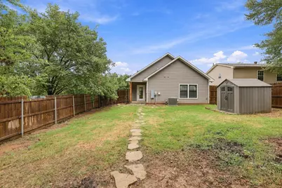 225 E Washington Street, Denison, TX 75021 - Photo 34