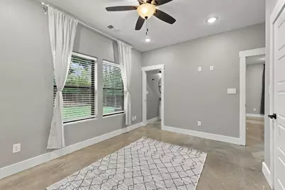 225 E Washington Street, Denison, TX 75021 - Photo 22