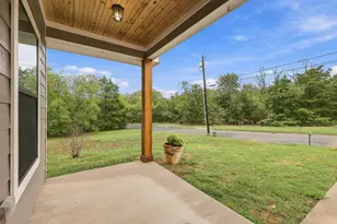 225 E Washington St, Denison, TX 75021 - Photo 6