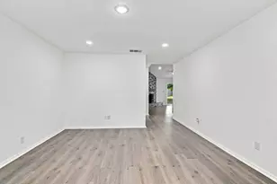 6400 Twin Spruce Ct, Arlington, TX 76018 - Photo 6