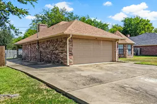 1100 Markeda, Sulphur Springs, TX 75482 - Photo 2