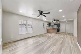 2520 Dell St, Fort Worth, TX 76111 - Photo 6