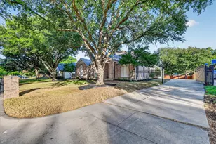 709 Coal Creek Dr, Mansfield, TX 76063 - Photo 4