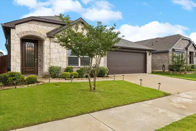 4425 Ridgehurst Lane, Fort Worth, TX 76036 - Photo 1