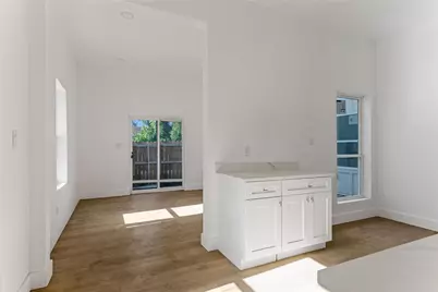 1641 E Tucker Street, Fort Worth, TX 76104 - Photo 6