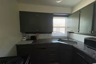 707 E N 12th St, Abilene, TX 79601 - Photo 4
