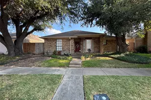 428 River Oaks Ln, Richardson, TX 75081 - Photo 2