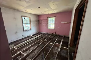 327 W Hester St, Sherman, TX 75090 - Photo 10