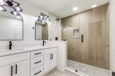 2822 Clear Springs Drive, Plano, TX 75075 - Photo 22