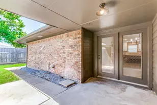 2822 Clear Springs Dr, Plano, TX 75075 - Photo 24