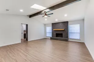 2822 Clear Springs Dr, Plano, TX 75075 - Photo 6