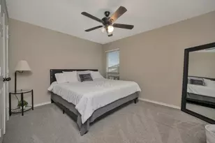 102 Lakeway Ln, Justin, TX 76247 - Photo 18
