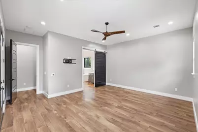 211 Shahan Drive, Shady Shores, TX 76208 - Photo 16