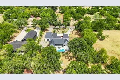 211 Shahan Drive, Shady Shores, TX 76208 - Photo 36