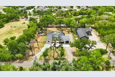 211 Shahan Drive, Shady Shores, TX 76208 - Photo 38