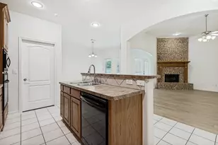 13751 Lincolnshire Ln, Frisco, TX 75035 - Photo 12