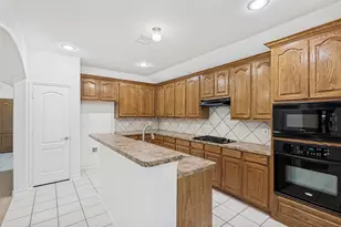 13751 Lincolnshire Ln, Frisco, TX 75035 - Photo 10