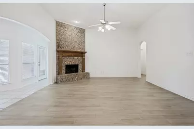 13751 Lincolnshire Lane, Frisco, TX 75035 - Photo 8