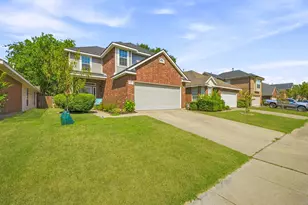 6913 Chaco Trail, Fort Worth, TX 76137 - Photo 2