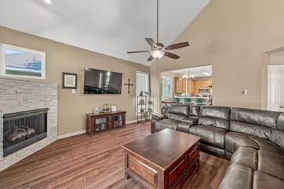 6913 Chaco Trail, Fort Worth, TX 76137 - Photo 10