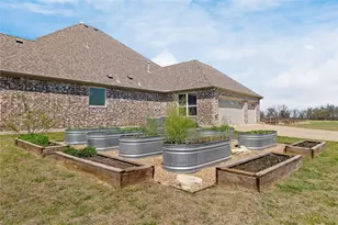 5750 High Mesa Dr, Justin, TX 76247 - Photo 8