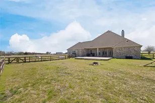 5750 High Mesa Dr, Justin, TX 76247 - Photo 18