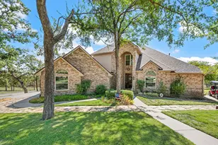 615 Runaway Bay Dr, Runaway Bay, TX 76426 - Photo 6