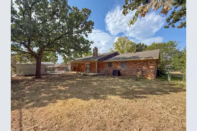 417 W McCart Street, Krum, TX 76249 - Photo 20