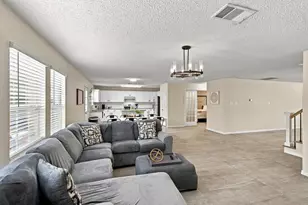 5456 Maverick Dr, Grand Prairie, TX 75052 - Photo 8