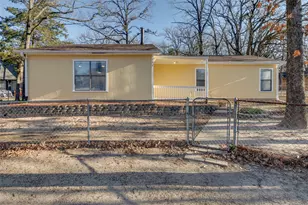 157 Harbor Dr, Gun Barrel City, TX 75156 - Photo 4