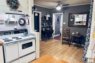 1033 N Johnson St, Mineola, TX 75773 - Photo 2