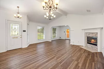 1202 Henard Lane, Granbury, TX 76048 - Photo 6