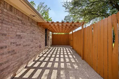 1202 Henard Lane, Granbury, TX 76048 - Photo 30