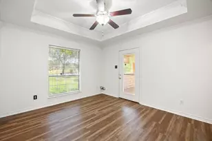 1202 Henard Ln, Granbury, TX 76048 - Photo 16