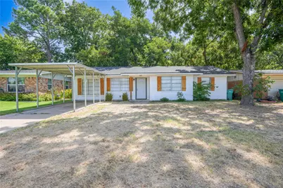 807 N Lacy Drive, Lacy Lakeview, TX 76705 - Photo 1