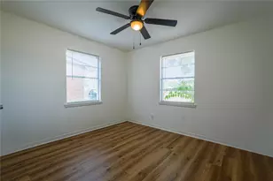 807 N Lacy Dr, Lacy Lakeview, TX 76705 - Photo 16