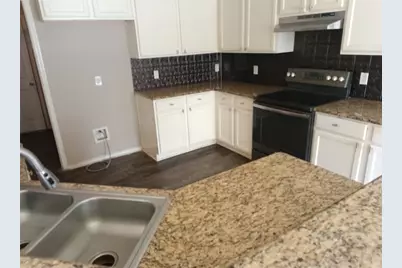 424 Heritage Drive, Crowley, TX 76036 - Photo 4